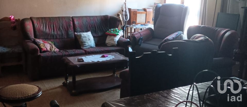 Casa 10 habitaciones de 298 m² en La Bañeza (24750)