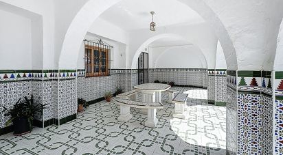 Casa 7 habitacions de 350 m² a Tahivilla (11392)