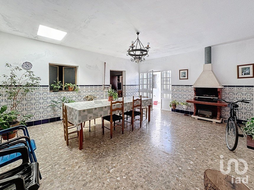 Casa 7 habitacions de 350 m² a Tahivilla (11392)