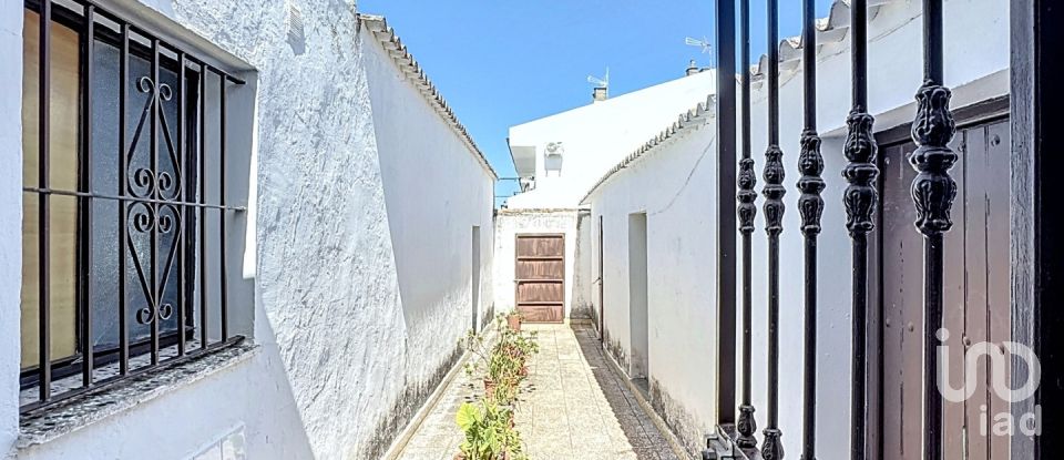 Casa 7 habitacions de 350 m² a Tahivilla (11392)