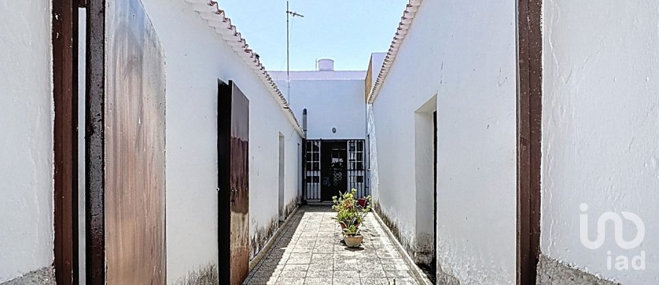 Casa 7 habitacions de 350 m² a Tahivilla (11392)