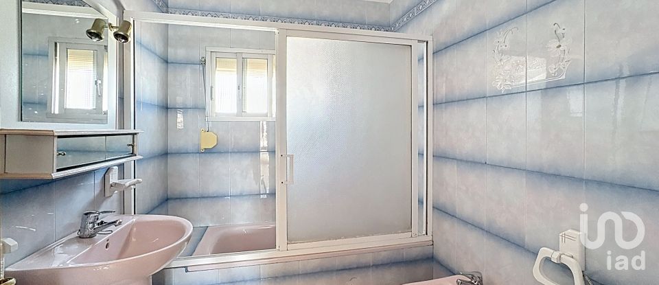 Casa 7 habitacions de 350 m² a Tahivilla (11392)