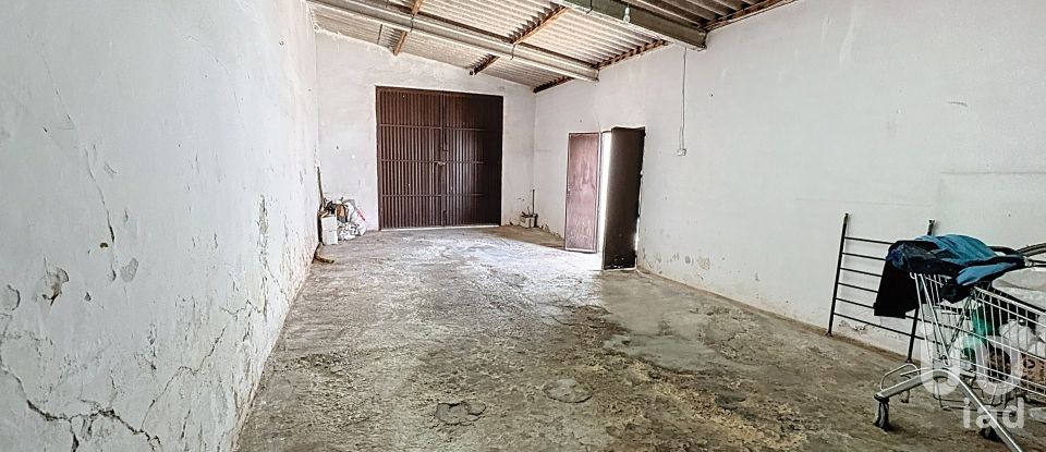 Casa 7 habitacions de 350 m² a Tahivilla (11392)