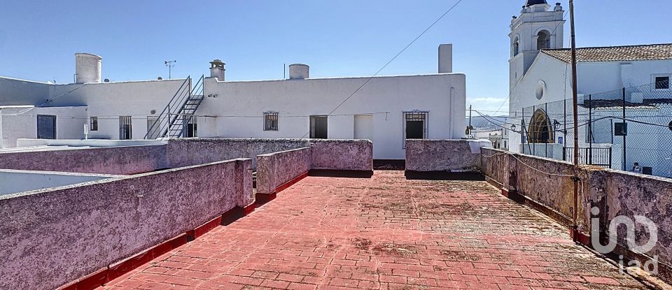 Casa 7 habitacions de 350 m² a Tahivilla (11392)