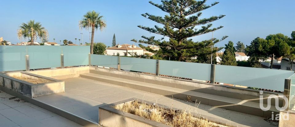 Vivienda unifamiliar  9 habitaciones de 614 m² en La Cala del Moral (29720)