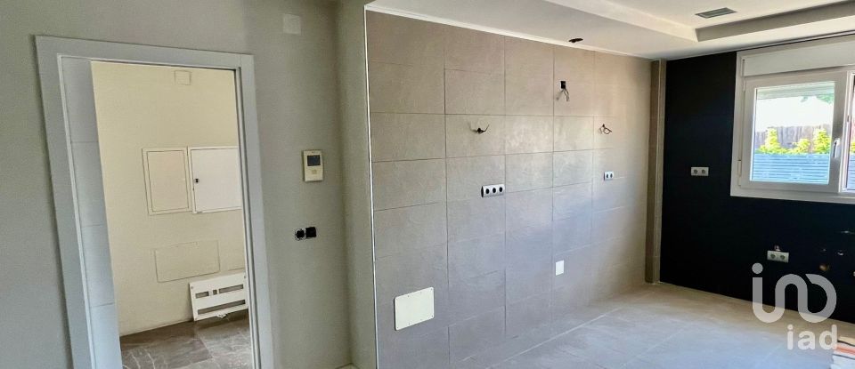 Vivienda unifamiliar  9 habitaciones de 614 m² en La Cala del Moral (29720)