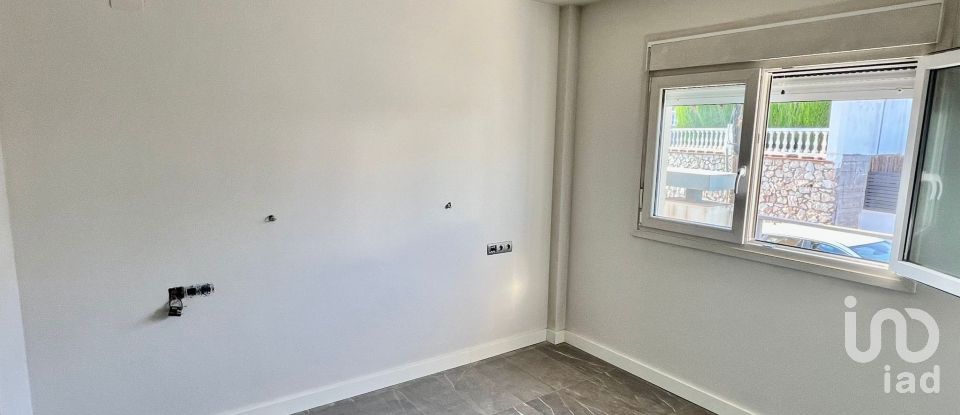 Vivienda unifamiliar  9 habitaciones de 614 m² en La Cala del Moral (29720)