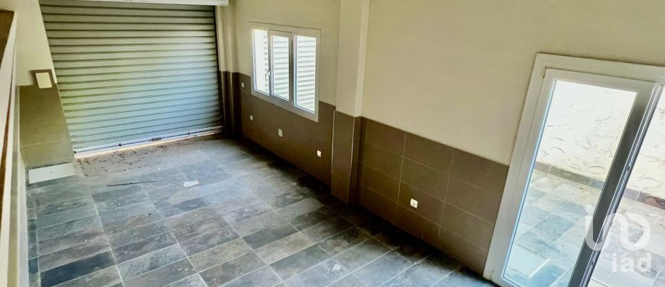 Vivienda unifamiliar  9 habitaciones de 614 m² en La Cala del Moral (29720)