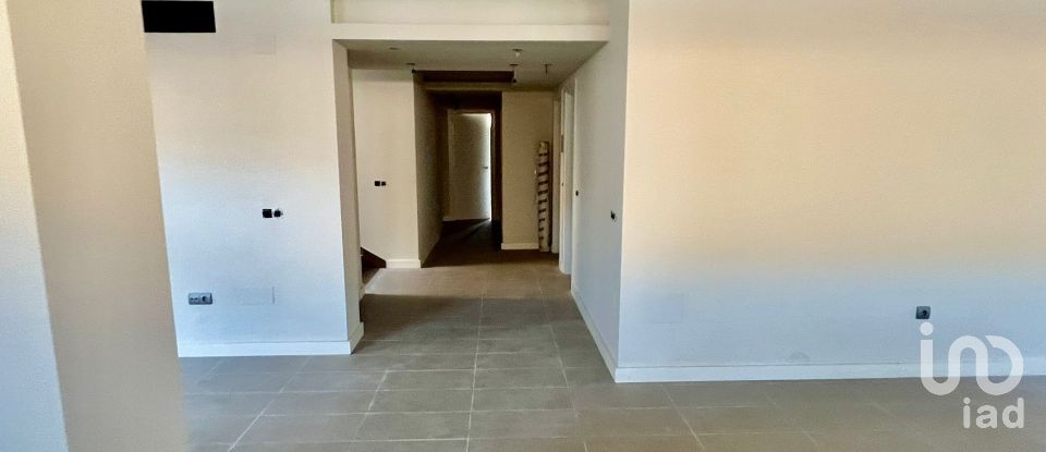 Vivienda unifamiliar  9 habitaciones de 614 m² en La Cala del Moral (29720)