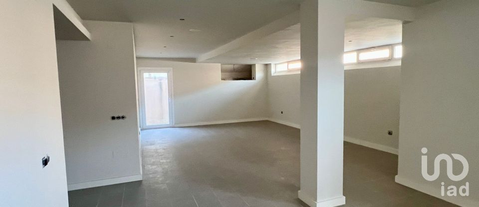 Vivienda unifamiliar  9 habitaciones de 614 m² en La Cala del Moral (29720)