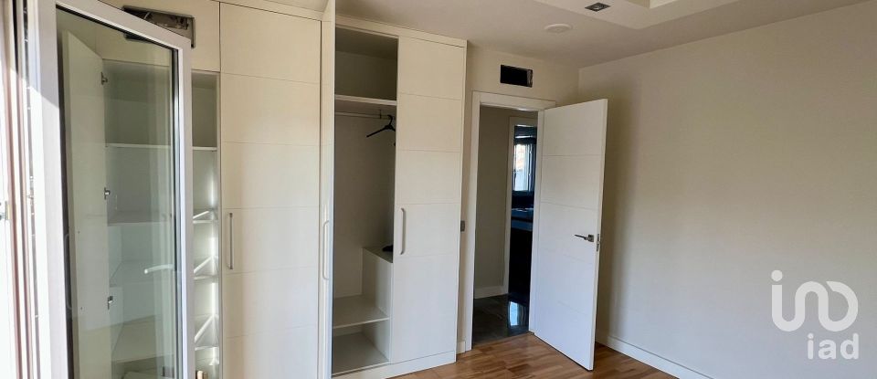 Vivienda unifamiliar  9 habitaciones de 614 m² en La Cala del Moral (29720)