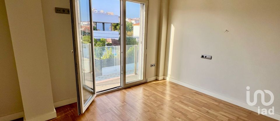 Vivienda unifamiliar  9 habitaciones de 614 m² en La Cala del Moral (29720)