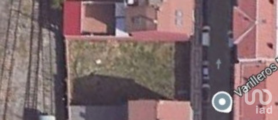 Terrain de 404 m² à Armunia (24009)