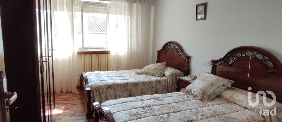 Appartement 3 chambres de 110 m² à Armellada (24284)