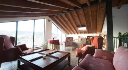 Gîte 8 chambres de 382 m² à Arcos de Jalón (42257)