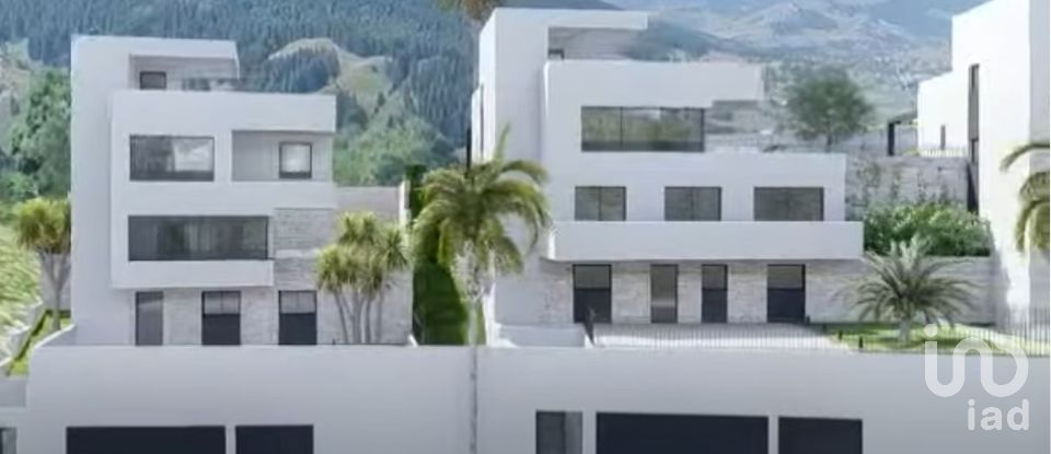 Casa 4 habitaciones de 296 m² en Mijas (29649)