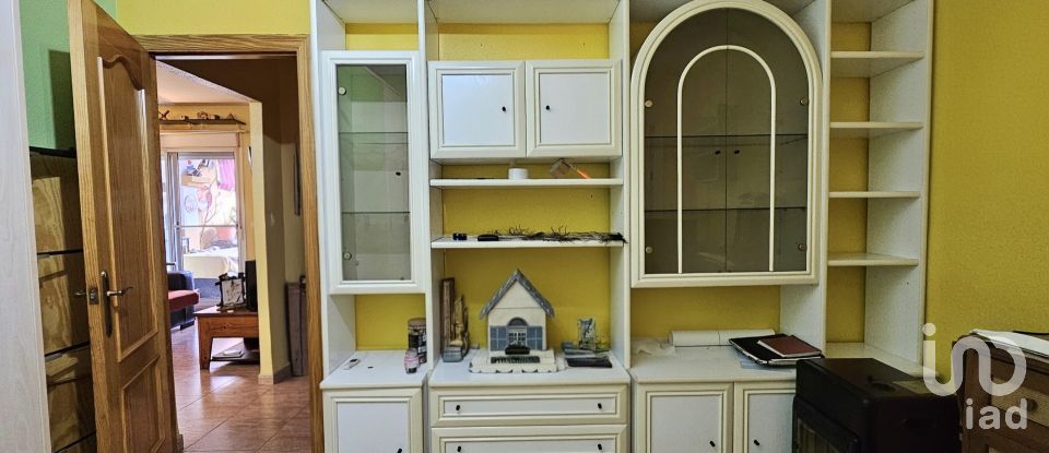 Piso 3 habitaciones de 181 m² en Almerimar (04711)