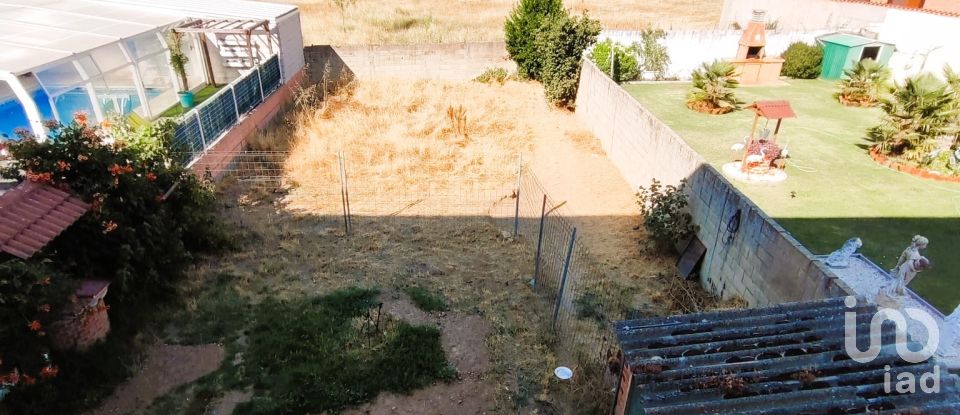 Duplex 0 chambre de 165 m² à Armellada (24284)