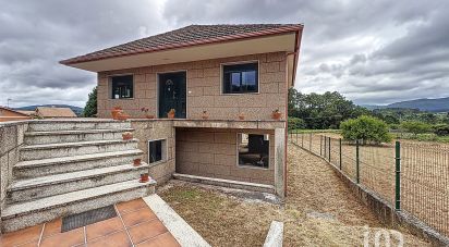 House 4 bedrooms of 331 m² in Pontevedra (36164)