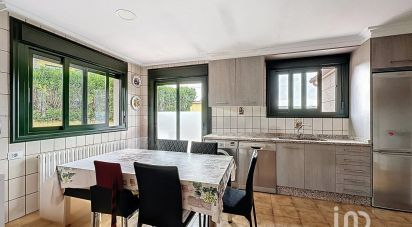 House 4 bedrooms of 331 m² in Pontevedra (36164)