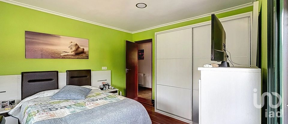 House 4 bedrooms of 331 m² in Pontevedra (36164)