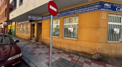 Shop / premises commercial of 161 m² in León (24003)