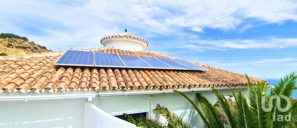 House 5 bedrooms of 319 m² in Pueblo Benalmadena (29639)