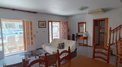 Apartment in house  5 bedrooms of 110 m² in Santa Pola (03130)