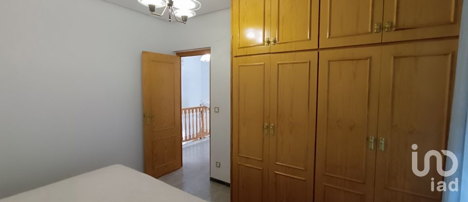 Habitatge unifamiliar  5 habitacions de 110 m² a Santa Pola (03130)