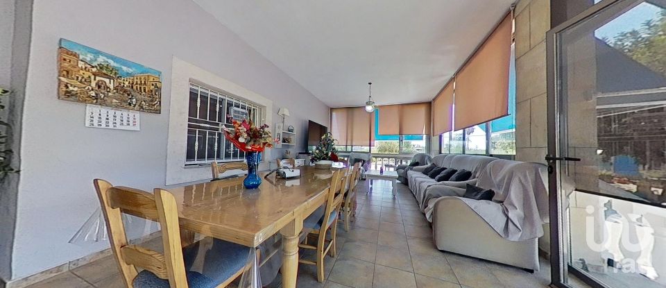 Cottage 4 bedrooms of 313 m² in Elx/Elche (03296)