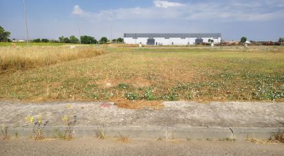 Building plot of 381 m² in Cañada Rosal (41439)