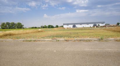 Building plot of 381 m² in Cañada Rosal (41439)