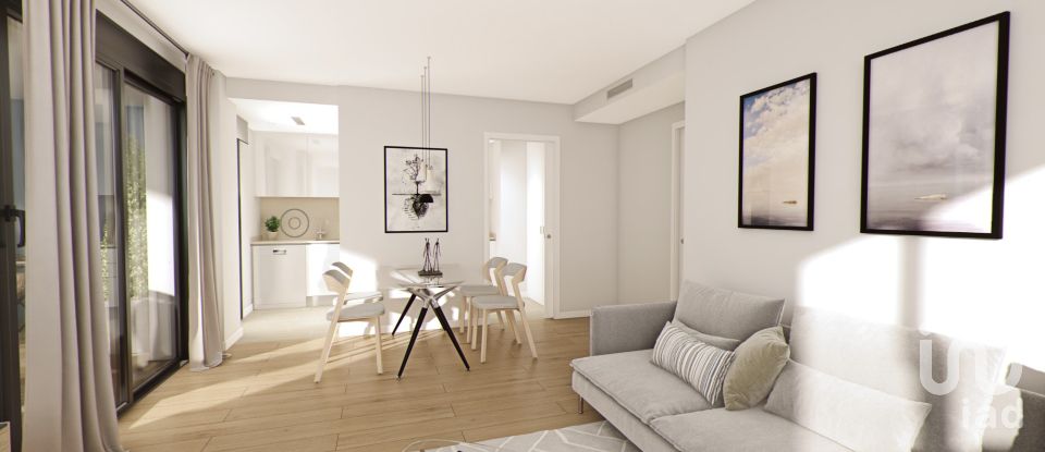 Penthouse 3 bedrooms of 83 m² in Badalona (08912)