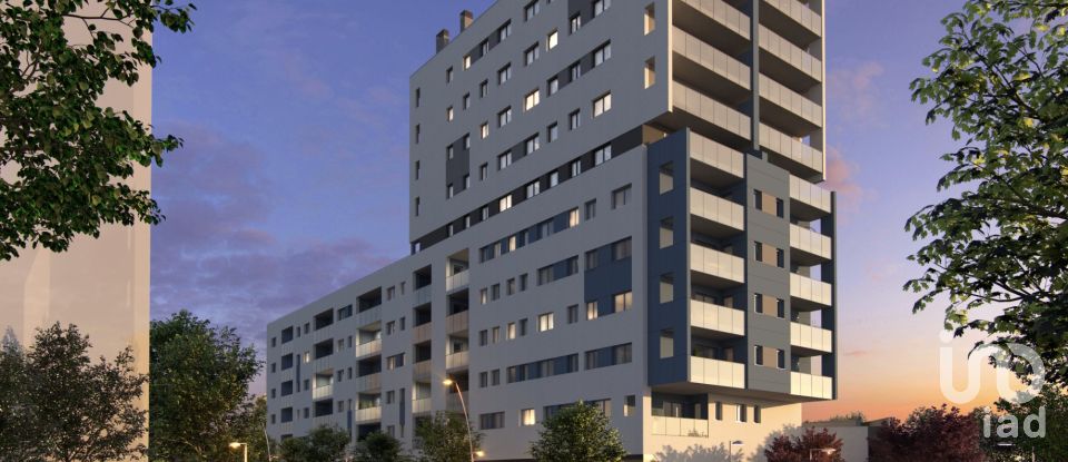 Penthouse 3 bedrooms of 83 m² in Badalona (08912)