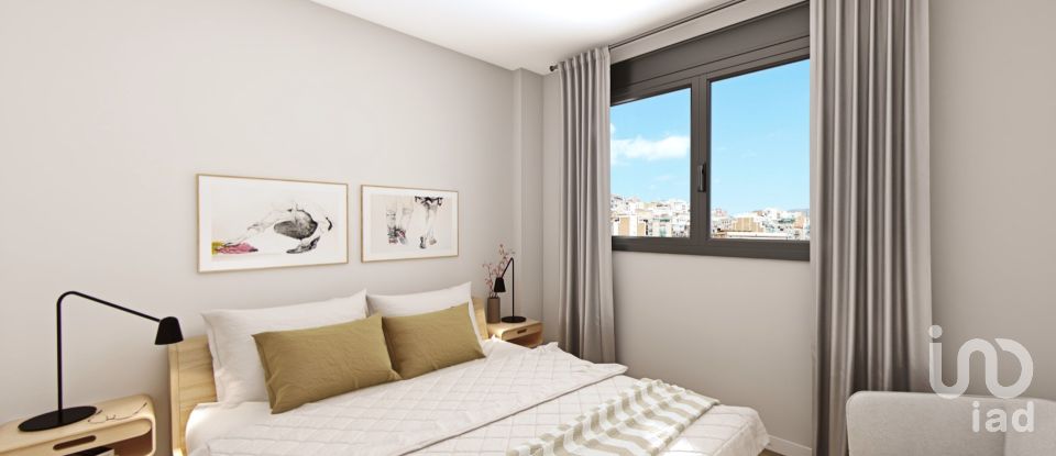 Penthouse 3 bedrooms of 83 m² in Badalona (08912)