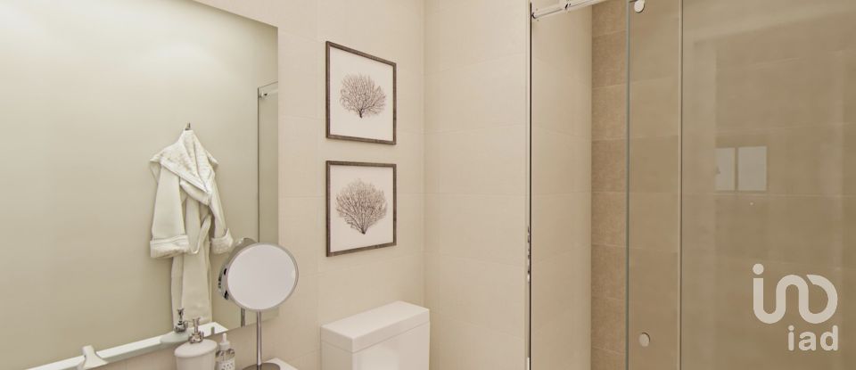 Penthouse 3 bedrooms of 83 m² in Badalona (08912)