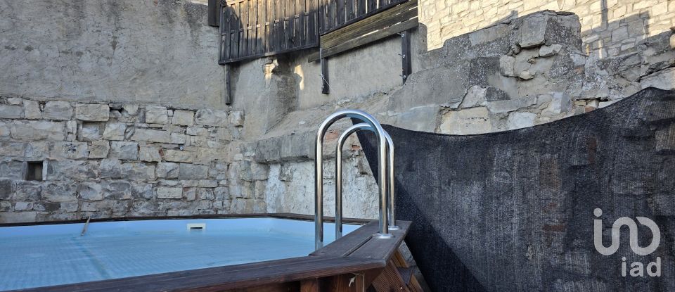 Maison 4 chambres de 224 m² à Les Oluges (25214)