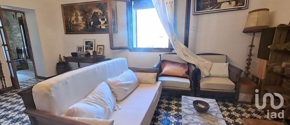 Maison 4 chambres de 224 m² à Les Oluges (25214)