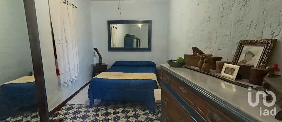 Maison 4 chambres de 224 m² à Les Oluges (25214)