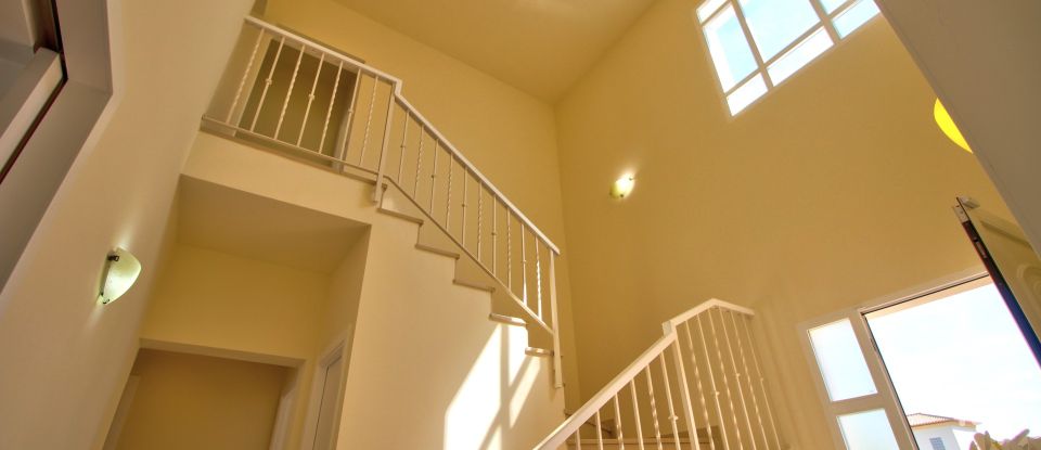 House 4 bedrooms of 218 m² in Ondara (03760)