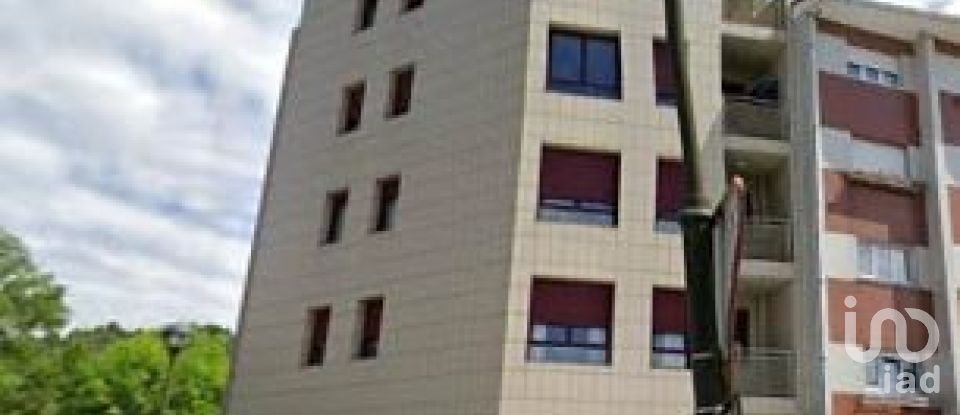 Appartement 3 chambres de 88 m² à Salinas (33405)