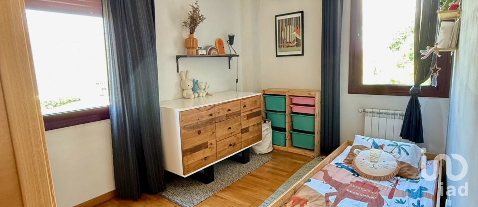 Appartement 3 chambres de 88 m² à Salinas (33405)