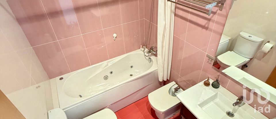 Appartement 3 chambres de 88 m² à Salinas (33405)