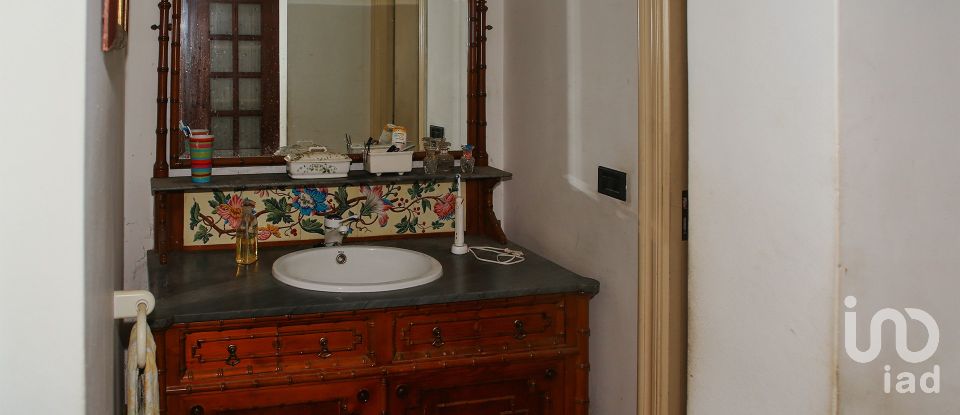 Village house 5 bedrooms of 238 m² in Vilarello (27360)