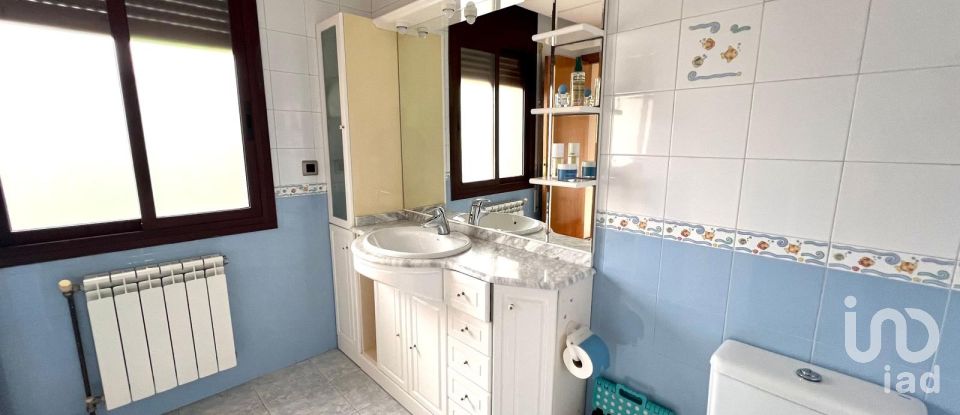 Casa señorial 5 habitaciones de 235 m² en Alcanar (43530)