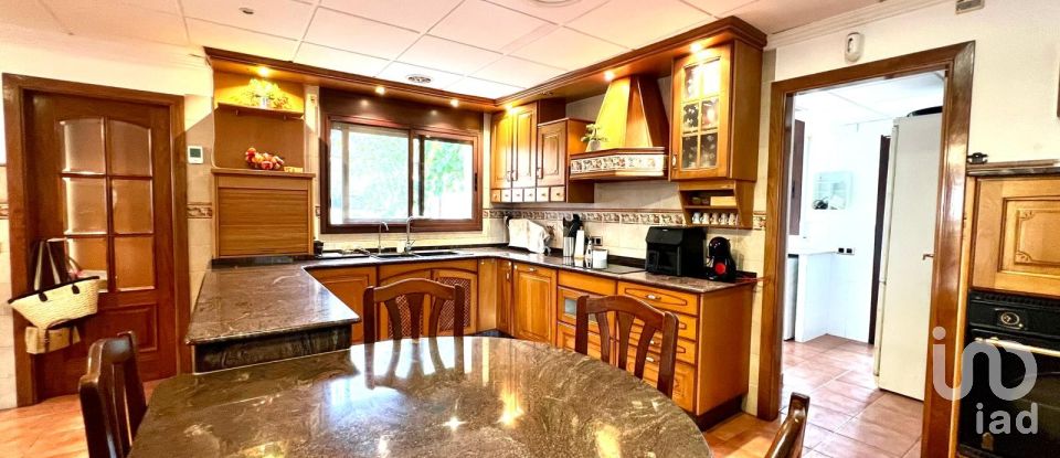 Casa señorial 5 habitaciones de 235 m² en Alcanar (43530)