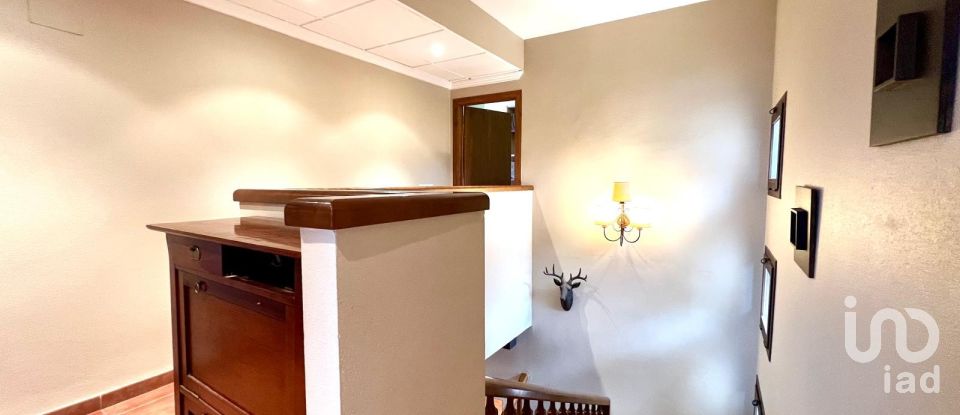 Casa señorial 5 habitaciones de 235 m² en Alcanar (43530)