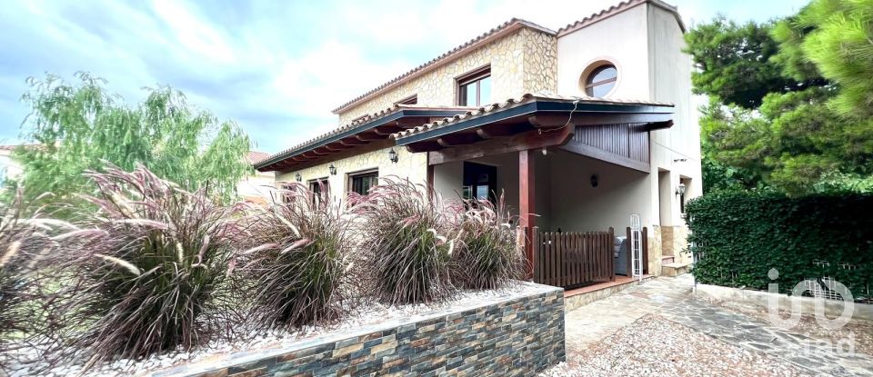 Casa señorial 5 habitaciones de 235 m² en Alcanar (43530)