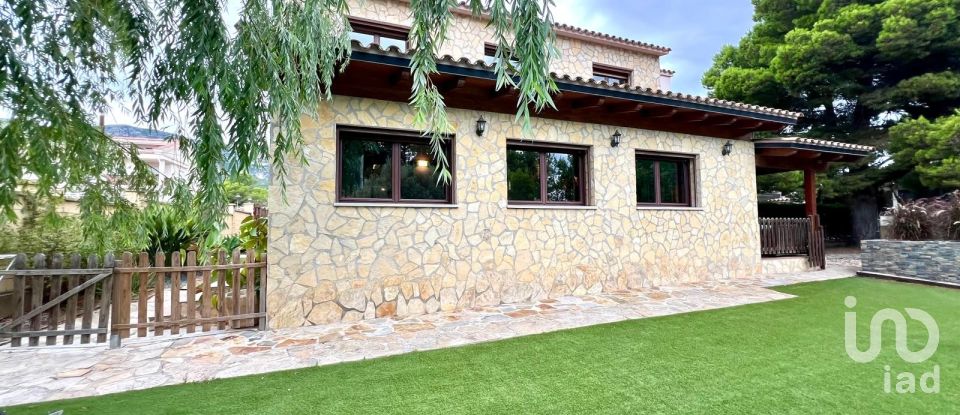 Casa señorial 5 habitaciones de 235 m² en Alcanar (43530)