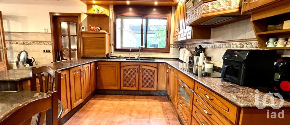 Casa señorial 5 habitaciones de 235 m² en Alcanar (43530)